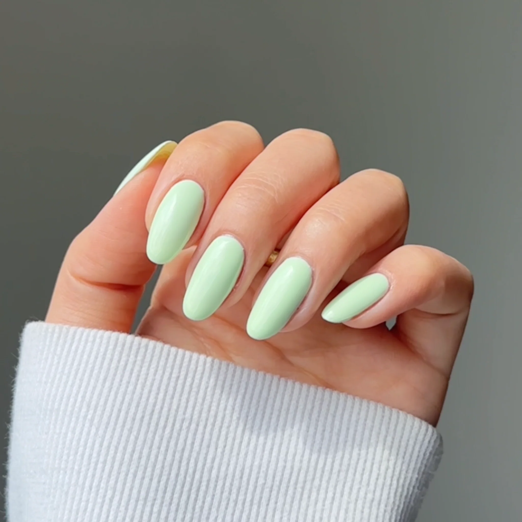 Mint To Be #2512 - Image 2